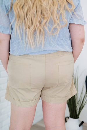 Solid Plus Size Elastic Waist Drawstring Pocket Shorts