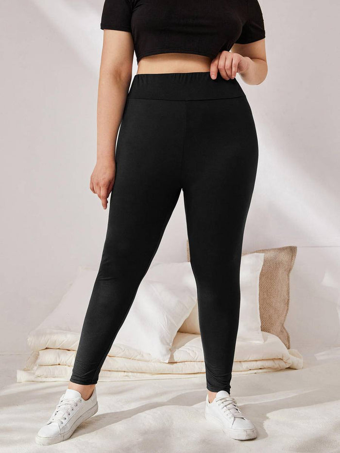 Plus Size Solid Skinny Pants