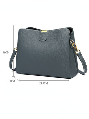 Large-Capacity Bucket Shoulder Bag With Rivets