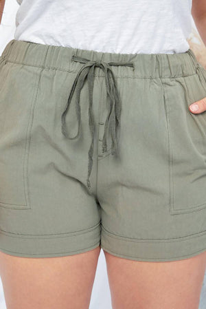 Solid Plus Size Elastic Waist Drawstring Pocket Shorts